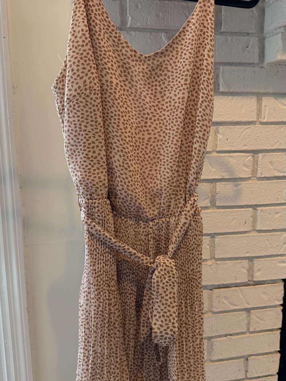 She + Sky Beige Clothing Label and Care Tag